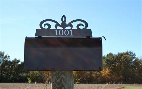 metal family name sign for mail box|Mailbox Topper Address Sign Displays House .